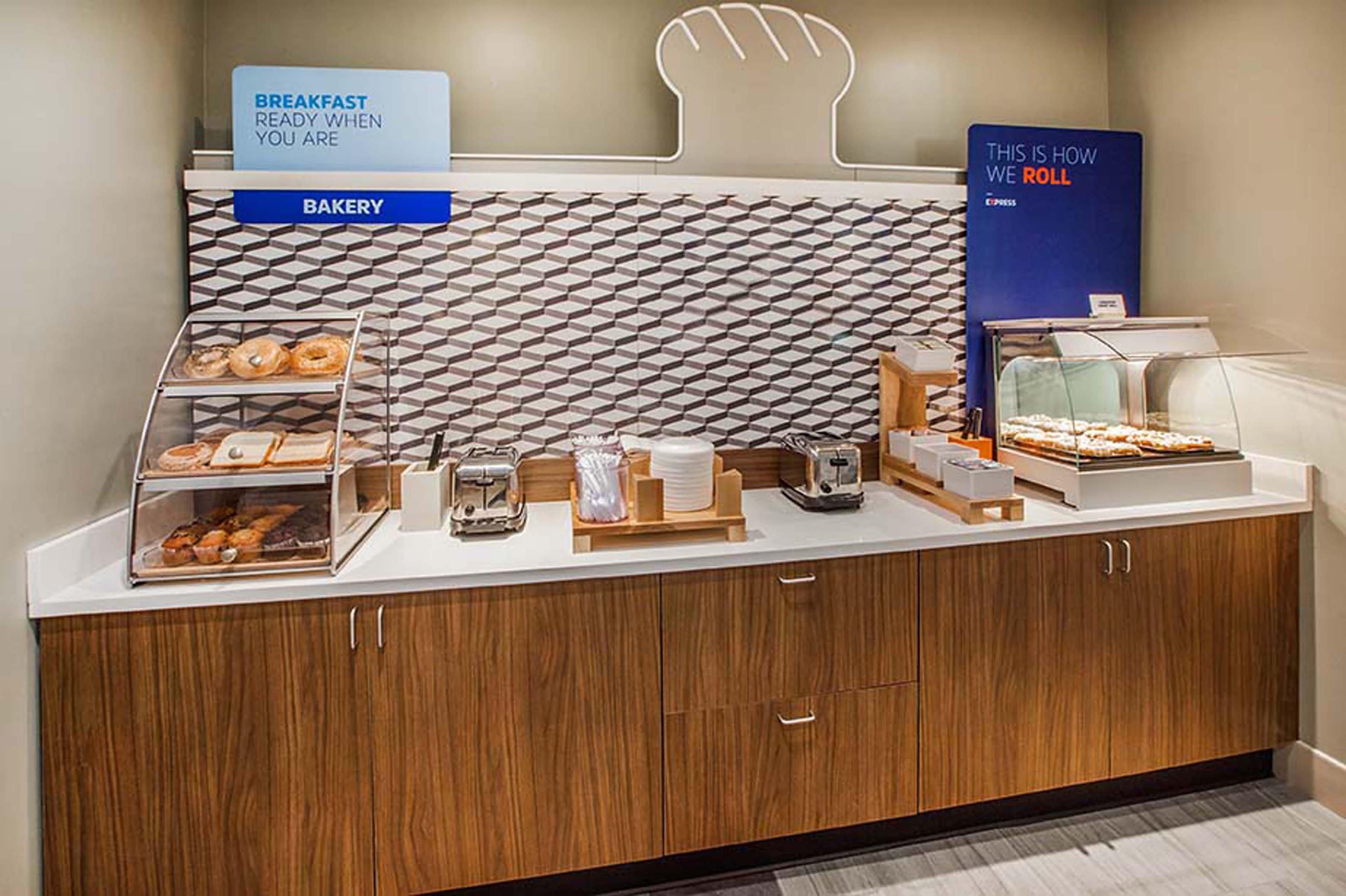 Holiday Inn Express & Suites Tulsa West - Sand Springs By Ihg Eksteriør billede
